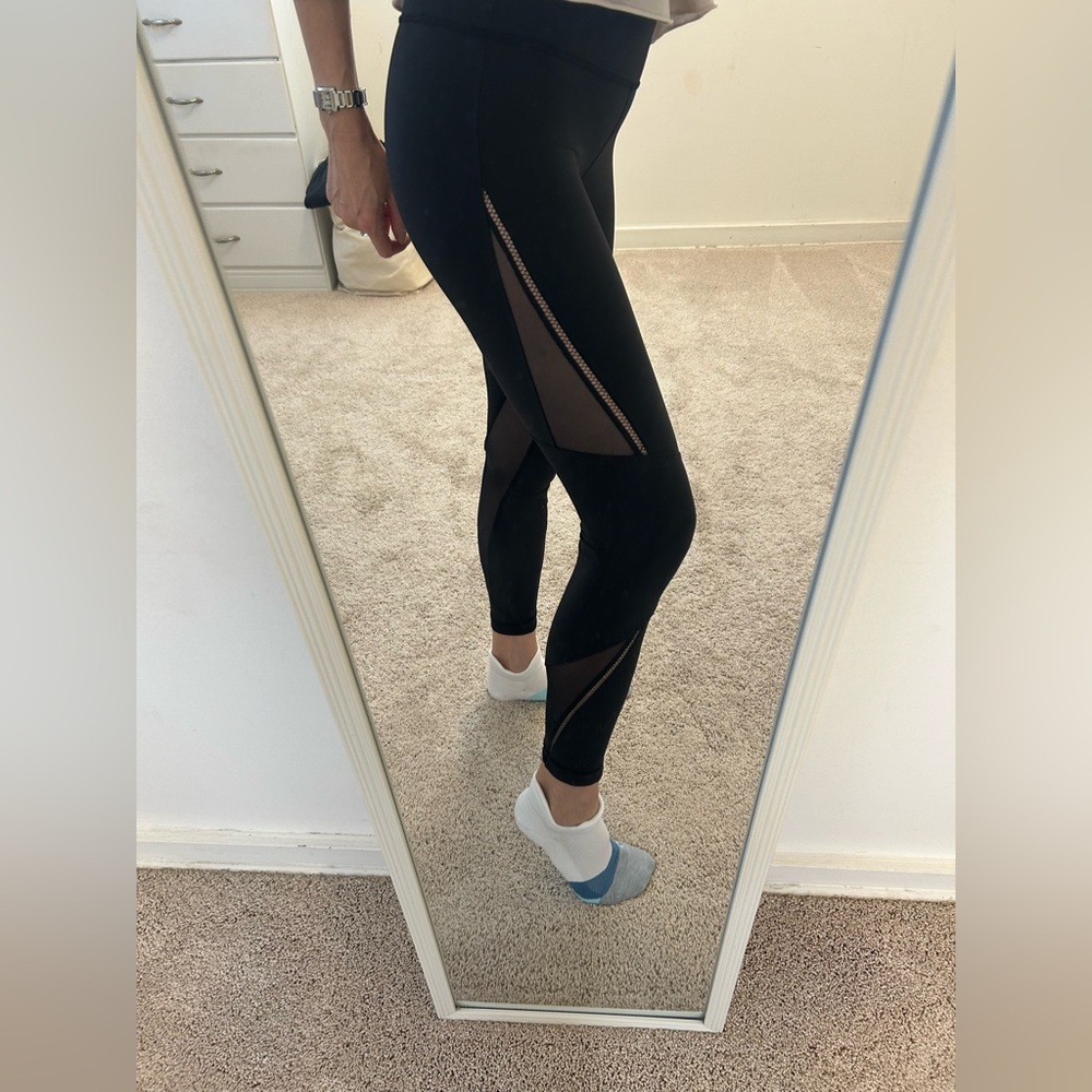 Lululemonon wonderland limited leggings